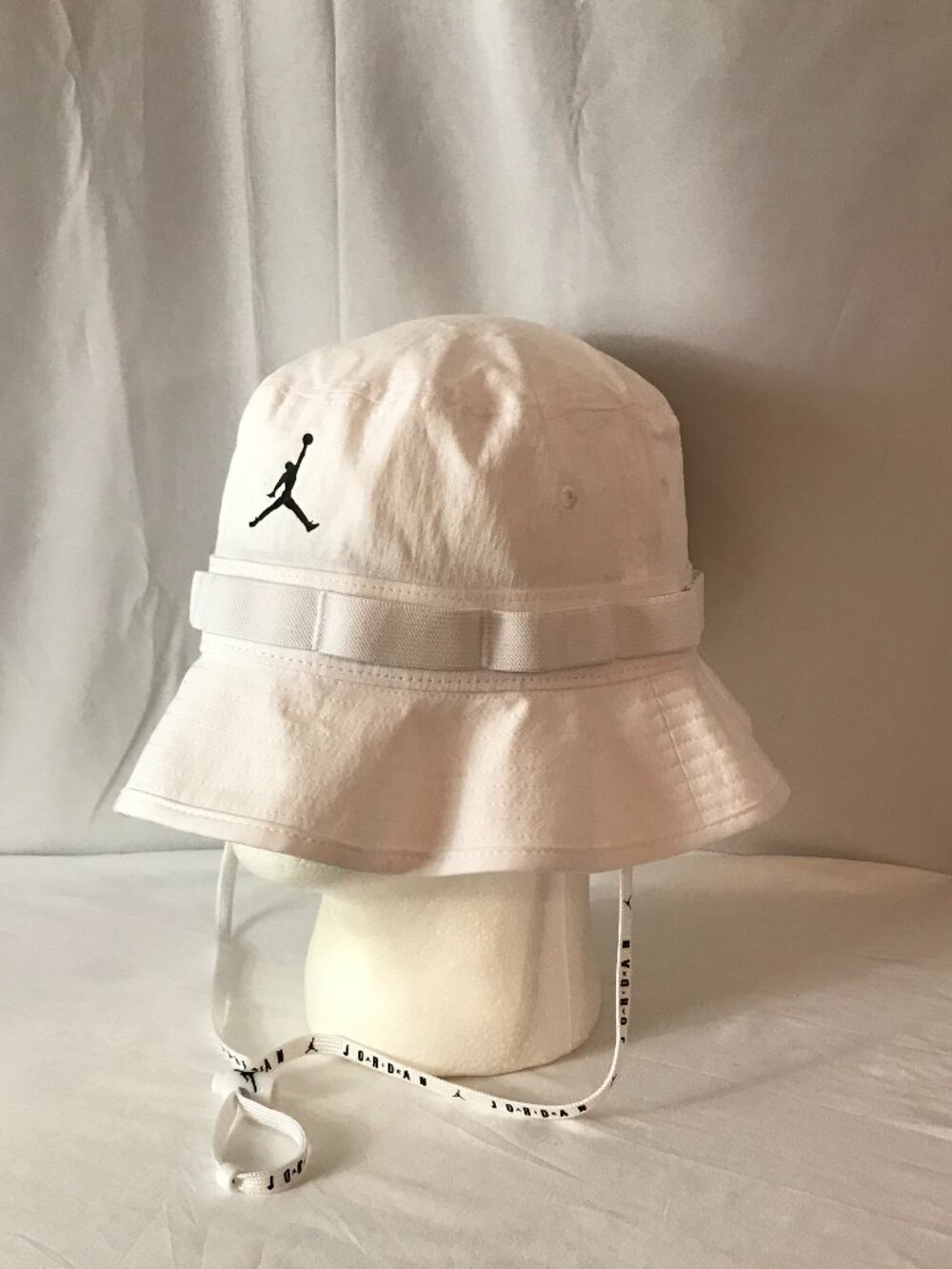 Jordan Medium Activewear Athletic Sport Cut Bucket Chin Scrap Cap/Hat